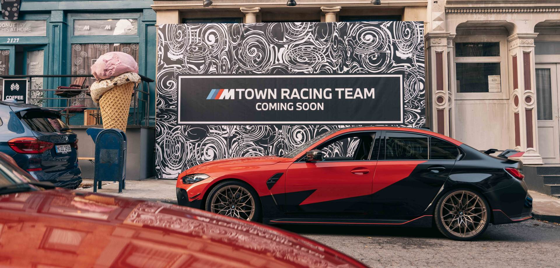 Новий фільм The Drop запрошує світове співтовариство BMW M в захоплюючу подорож у місто під назвою M Town.