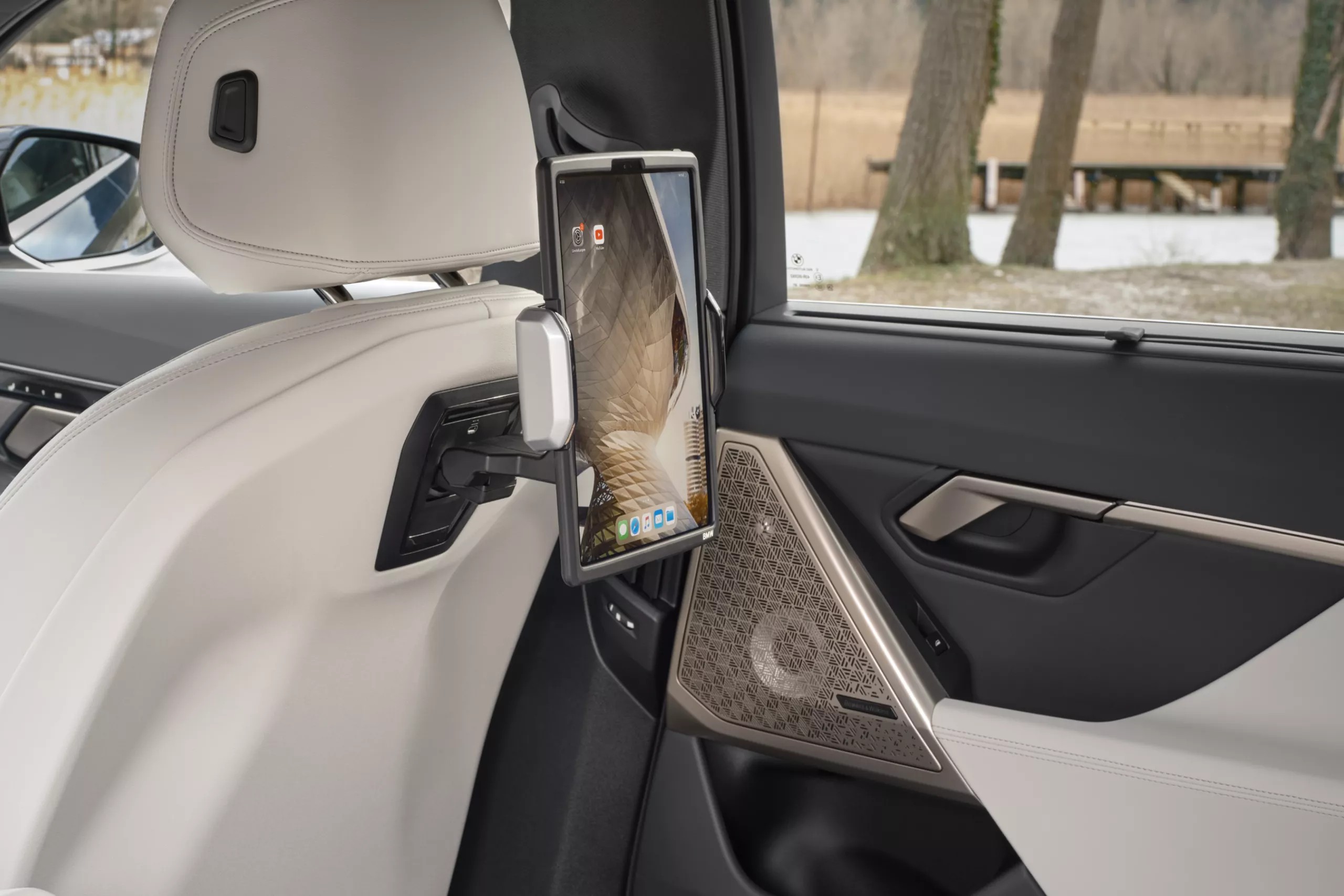 Внутрішнє обладнання.