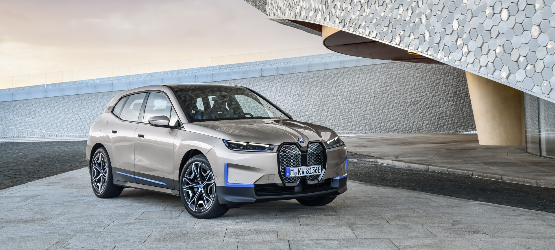 Стратегия устойчивого развития и новый уровень электромобильности от BMW Group.